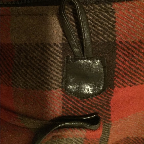 NWT- Dollhouse Cropped, Wool Poncho!! - Picture 5 of 5